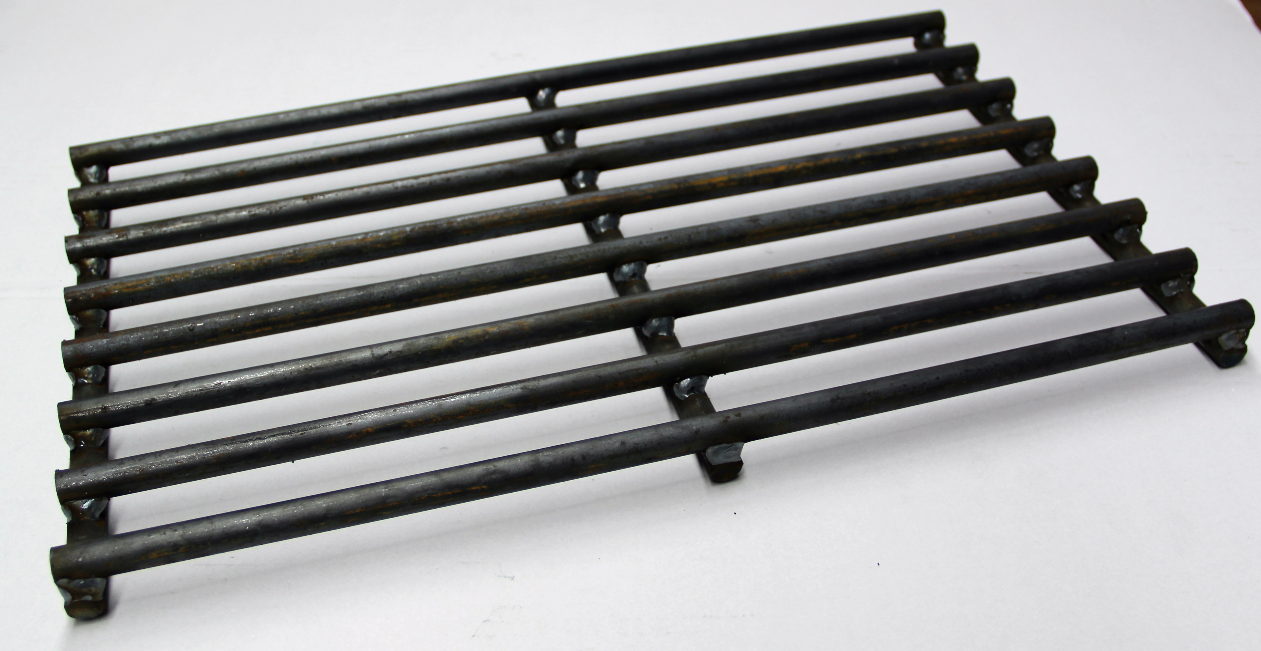 Feuerrost für 20 Zoll  Chuckwagon & 20 Zoll Longhorn (16mm Stäbe)