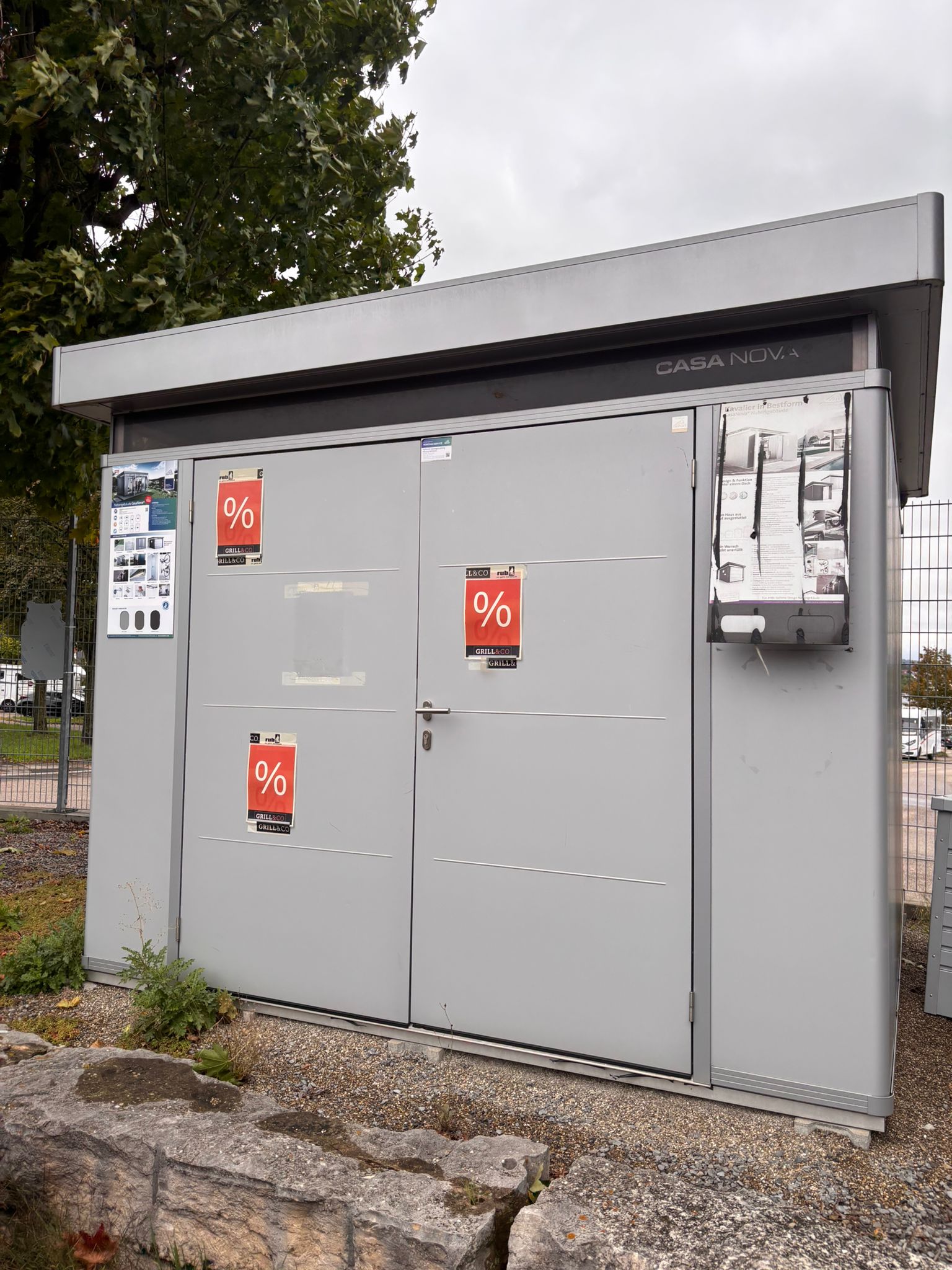 Garage, Drinnen